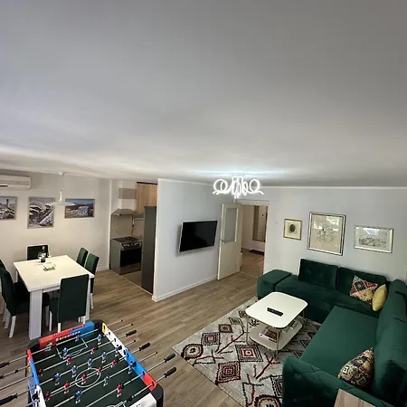 Chill & Play With Garage Apartman *
