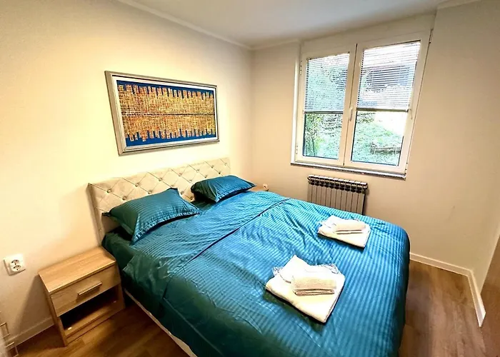 Chill & Play With Garage